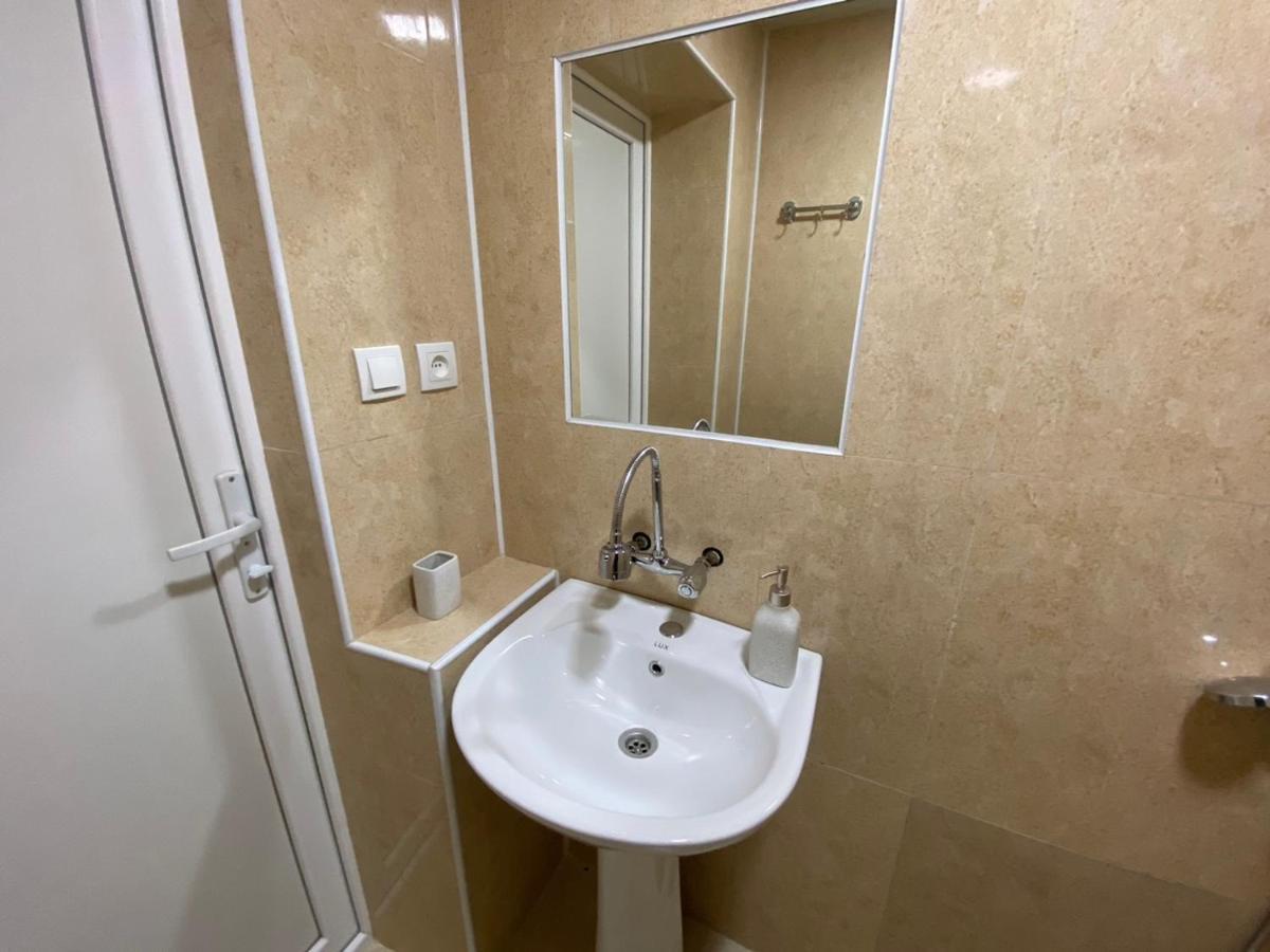 Guesthouse Luka Kutaisi Ngoại thất bức ảnh