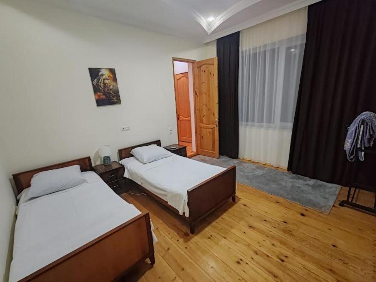 Guesthouse Luka Kutaisi Ngoại thất bức ảnh